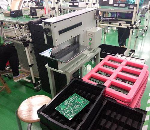 Japan Blades PCB Depaneling Machine For SMD PCB Assembly , SMT Machinery